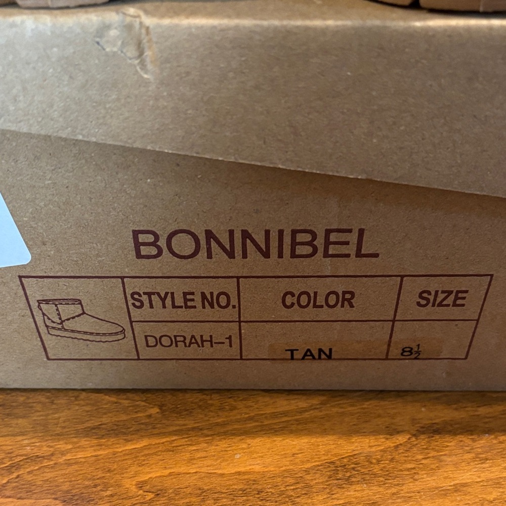 Bonnibel Dorah Chestnut Suede Platform Faux Fur Lined Ankle Boots new in box - Picture 7 of 7
